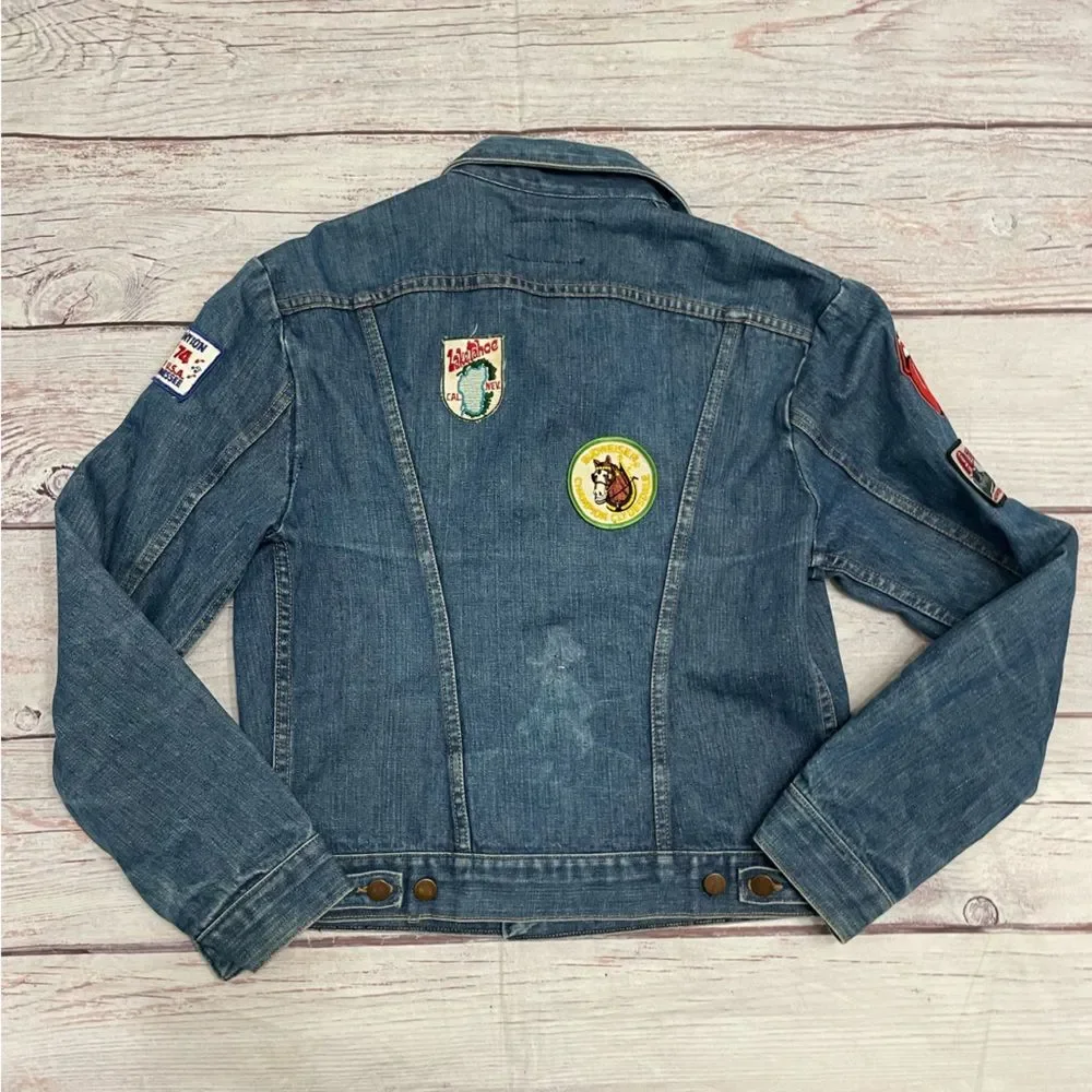 Wrangler Vintage 1970s Jean Jacket Size 40 = Modern US Medium Patches Blue - Picture 2 of 11